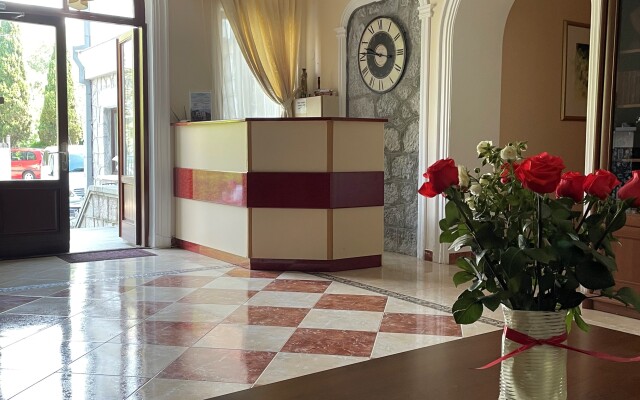 Imenie Knyazei Trubetskih Hotel