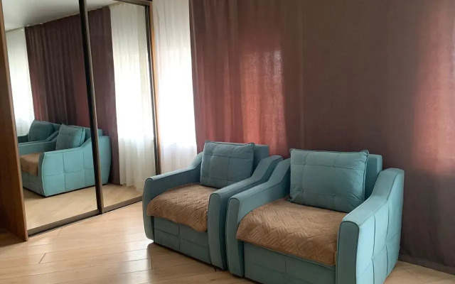 Kedr Hotel na Metallurgov