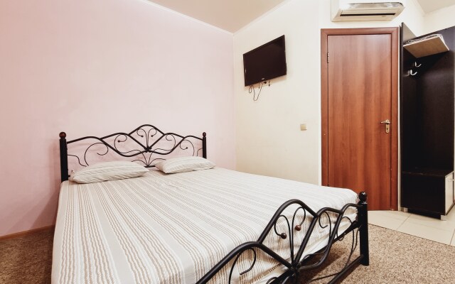 Kristall Hotel