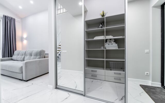 Oplot - Rosemarine Apartments