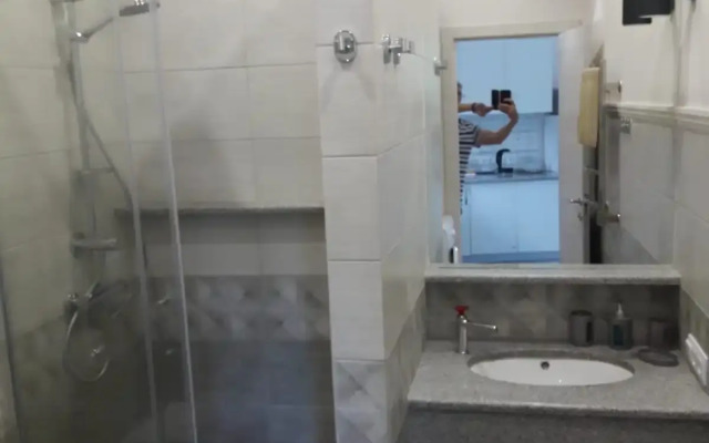 V Yalte Skay-Plaza 12 Apartments