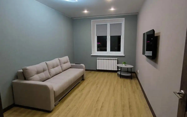 Апартаменты Новая 2х комнатная квартира с паркингом