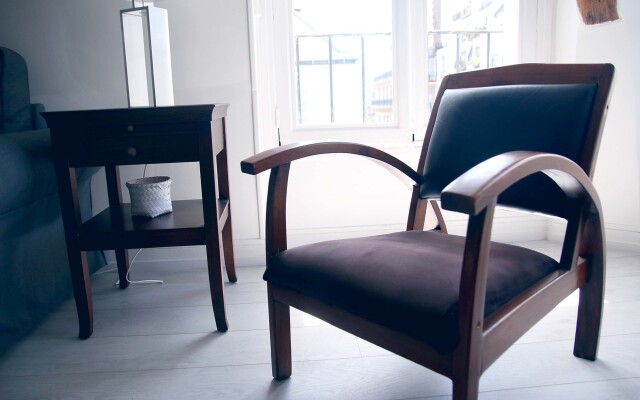 Rue de Ponthieu Central Furnished Apartment