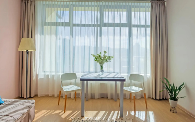 V AK Brevis Apartments