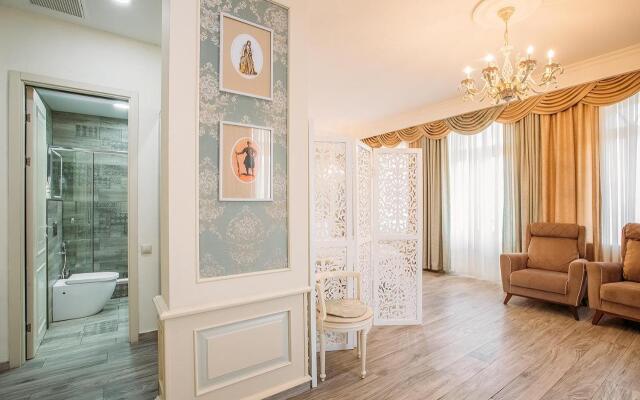 Aivani Hotel