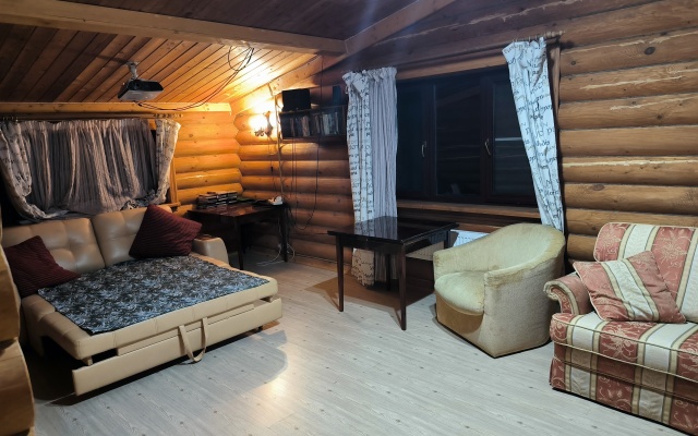 Cottage v Zelenoy Roshche