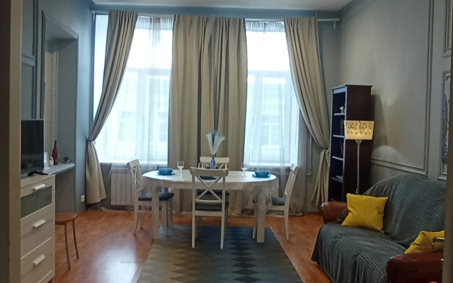 Квартира в выдержанном классическом стиле