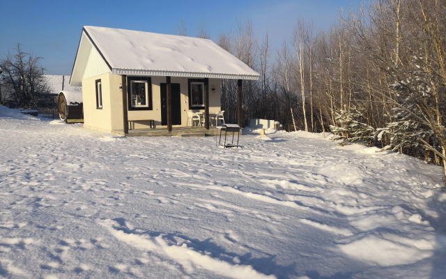 Domik Okolo Ozyora Private house