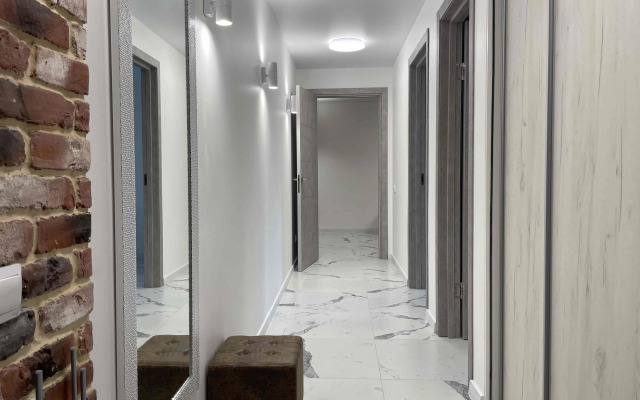 Апартаменты KenigApart39 Семейная евротрешка в центре, верхнее озеро, остров Канта