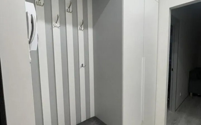 Na Kaberova-Vlasyevskaya Ulitse 82 Apartments