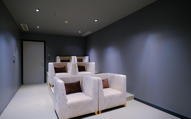 Roya Nova Residence by NewInn Apartments