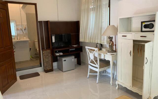NikiNiko Guest house