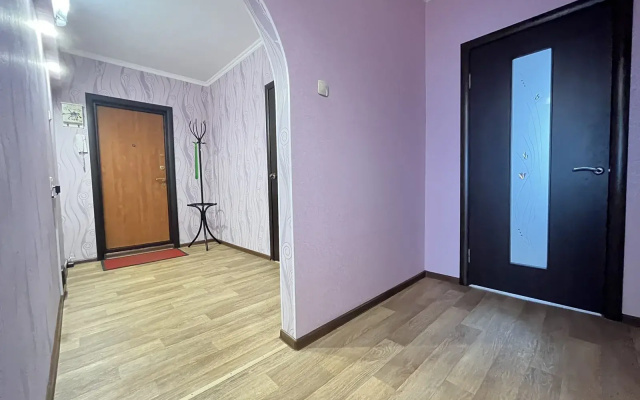 Kvartira Otlicnaa Dvuska v Centre Noabr'ska