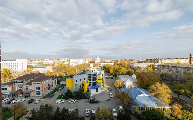 Kvartira Stil'naa v centre Nomto 8-80