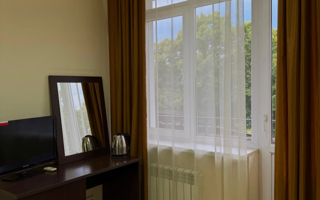 Profilaktoriy Svetly Hotel