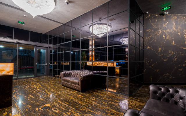 Onyx Hotel