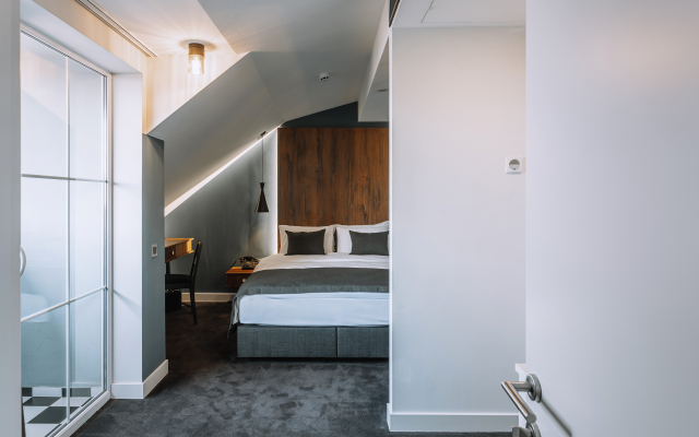 Hotel Twenties Tbilisi - Stay & Dine