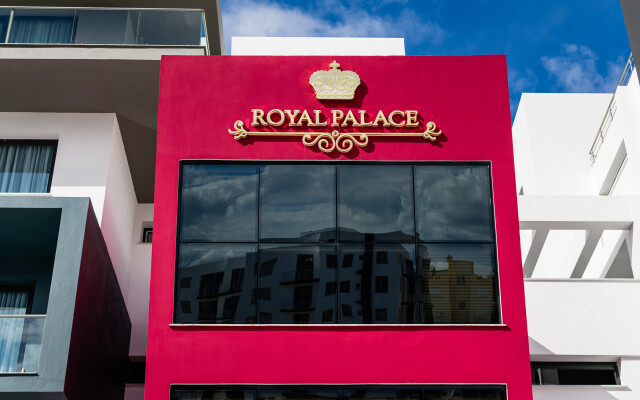 Royal Palace Hotel