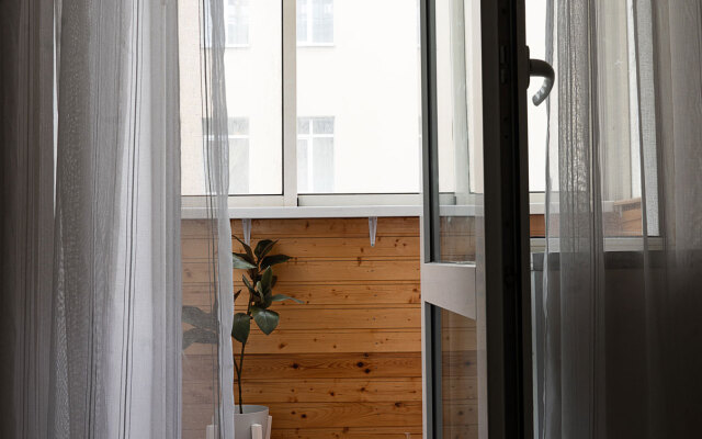 Апартаменты с Видом на Садовую