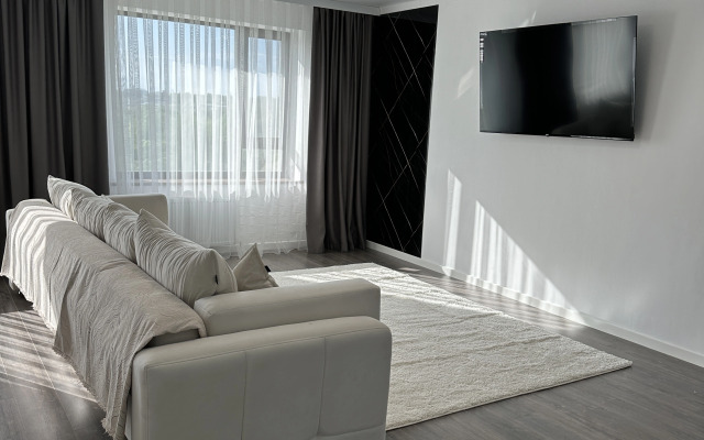 20 Na Akademicheskoy Apartments