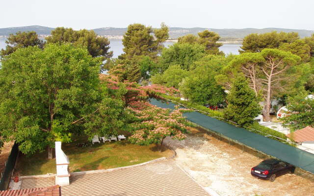 Villa Toni