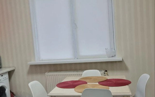 S Uchastkom V Tsentre Goroda Flat