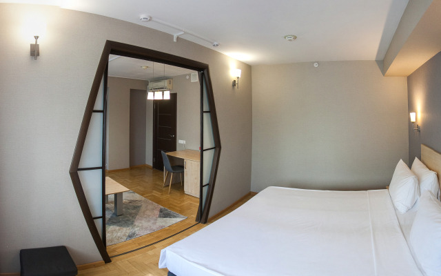 AZIMUT Novosibirsk Hotel