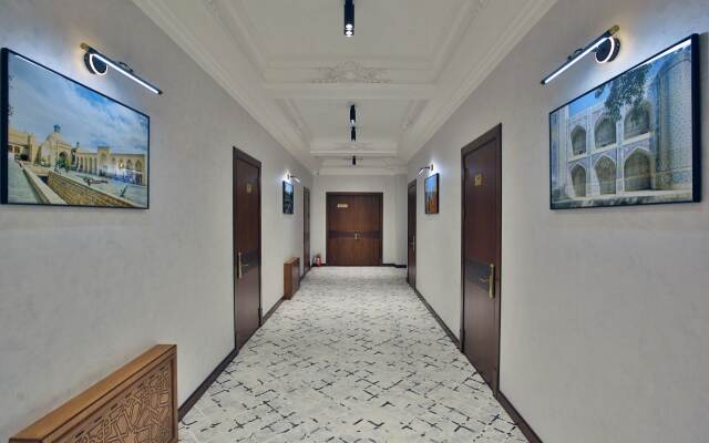 Paradise Plaza Luxury Hotel