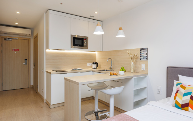 Apartment Botanika near Botanical Garden metro station