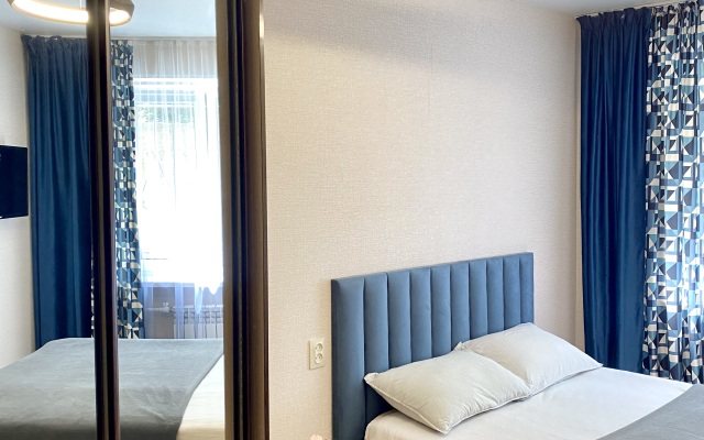 Апартаменты Уютная двухкомнатная квартира с раздельными спальнями в центре