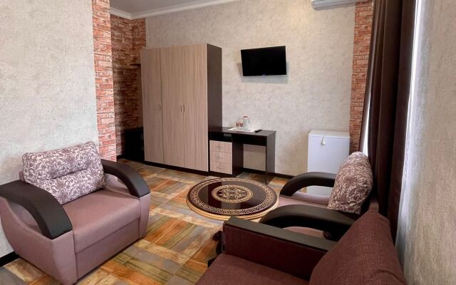 Отель Дельфин