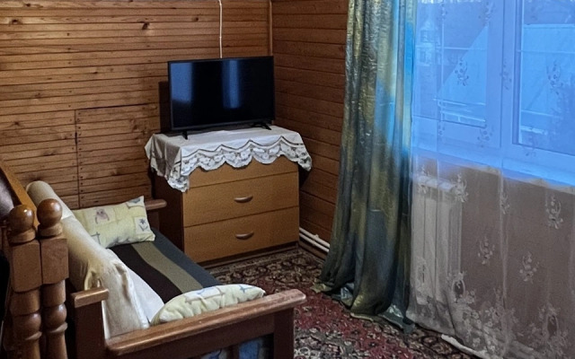 Chetyrekhkomnatnaya Dacha 120 M² Private House