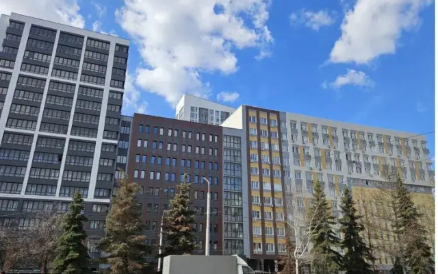 V Tsentre Na Aksakova 81 Flat
