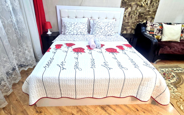 Квартира Золотой квадрат Достык Кабанбай Батыра