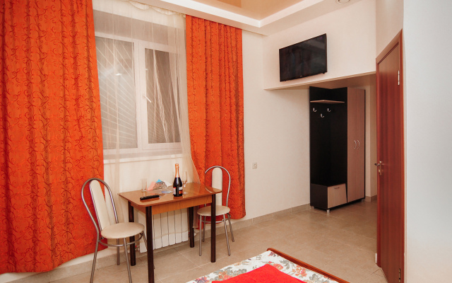 Kristall Hotel