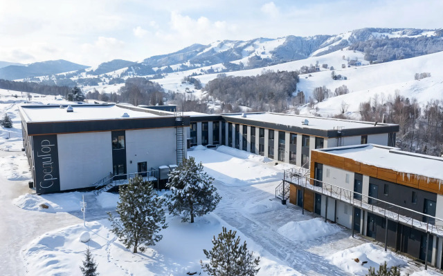 Отель СредиГор