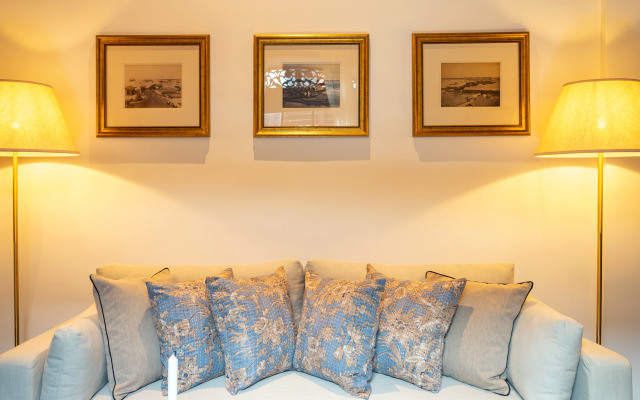 Writer's Lodge By Ishq Villa
