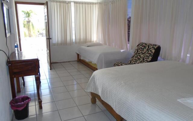 Отель Oasis Cuyutlán by Rotamundos