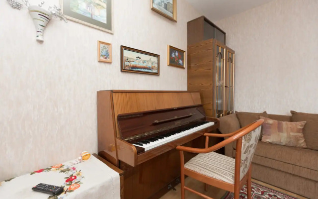 V Tsentre S Konditsionerom I Pianino Flat