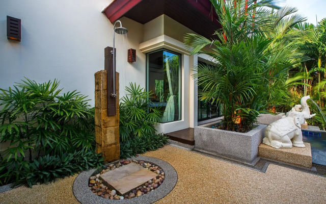 Pagai Private Pool Baan Bua Estate Naiharn Beach Villa