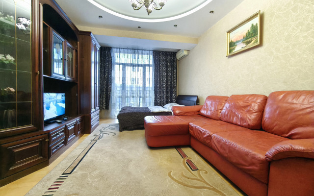 Апартаменты на Родионова 199