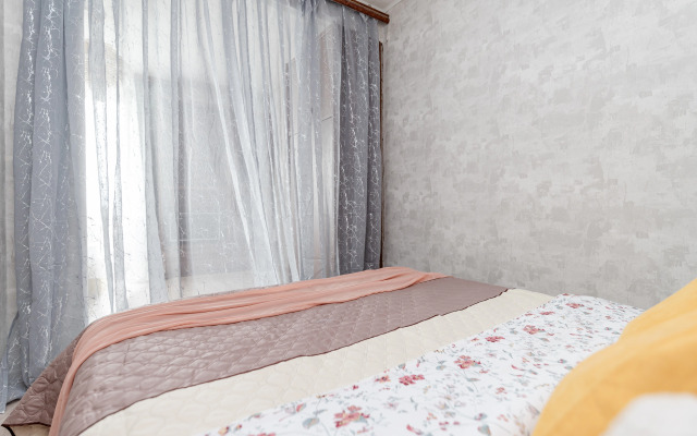 Naberezhnaya Tarasa Shevchenko 3/2 Apartments