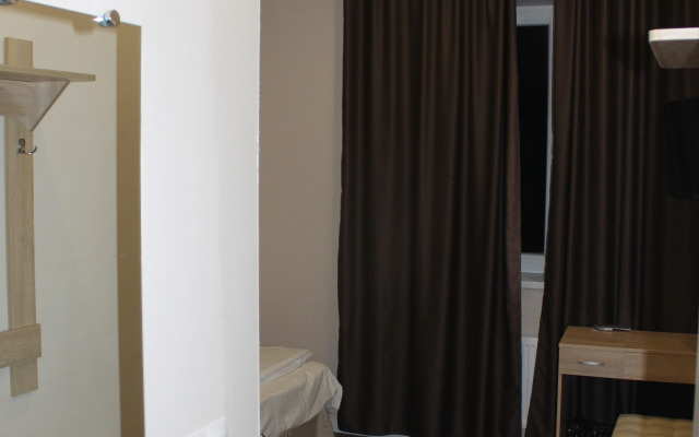 Sova V Sheremetyevo Guest House
