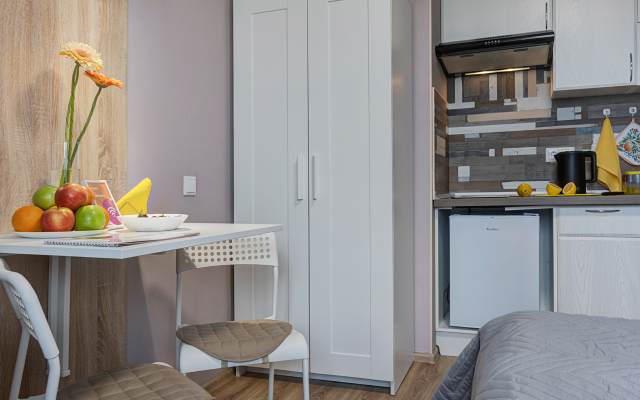 9 Nochey Na Esenina Apartments