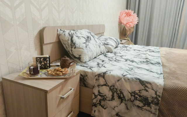 Na Prospekte Kirova 309 Flat
