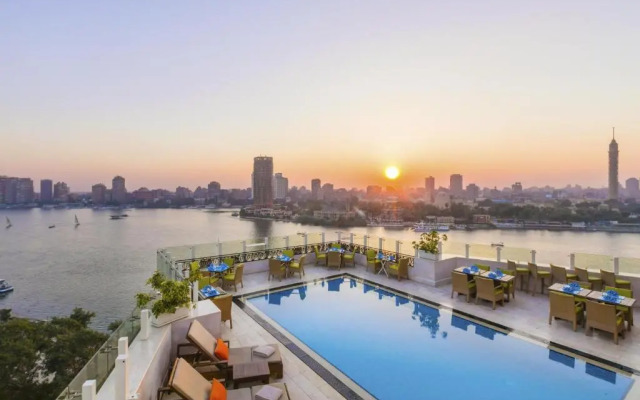Ночлег и завтрак (B&B) Kempinski Nile Garden City Cairo