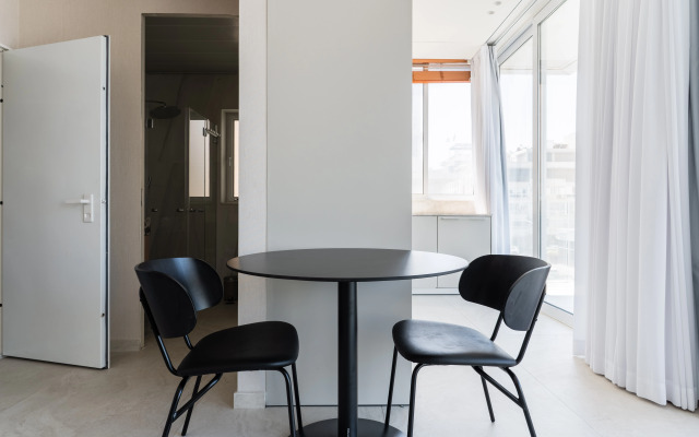 Blueground at Tel Aviv Port - ID72 Apartments
