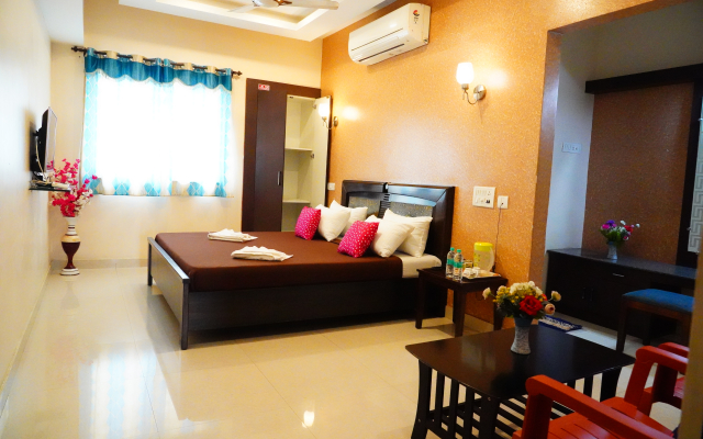 Vjr Mahal and Vinayagam Residency Hotel