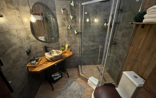 Avtorskie v komplekse s sezonnym bassejnom Apartments