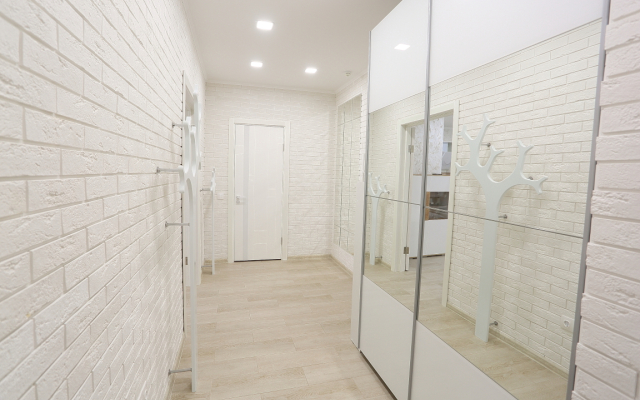 Квартира 25 Этажей Большая Двухкомнатная (70кв.м.) в доме бизнес класса